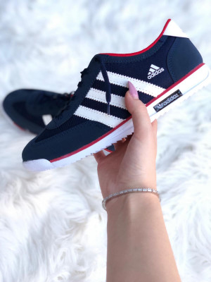 Adidas SL